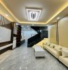 🌹🌹 Nhà mới xây. Kế Đường Trần Trọng Cung, Vincom Q7. Nhà 3pn, 3 wc. Full nội thất