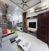 Nhà đẹp hàng xóm phố Việt Hưng, chỉ hơn 6 tỷ, ô tô đỗ tận cổng, nội thất, giá hiếm