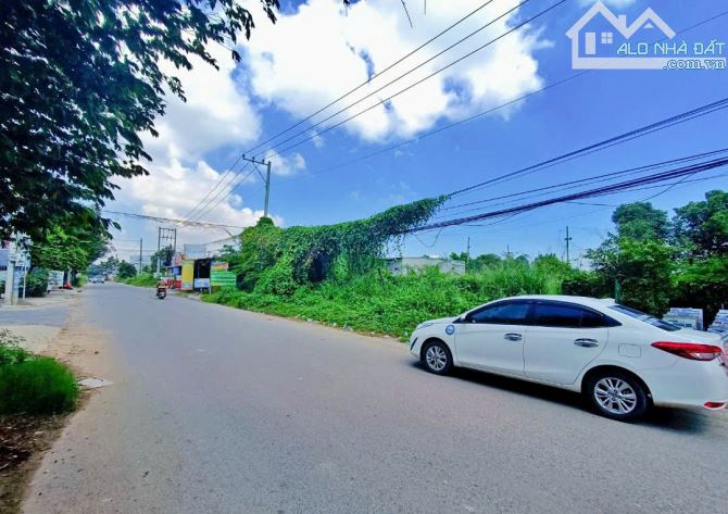 Giá 24 tỷ. Bán đất mặt tiền đường Nguyễn Văn Tiên,Trảng Dài. 28x50m. 1400m sổ thổ cư.