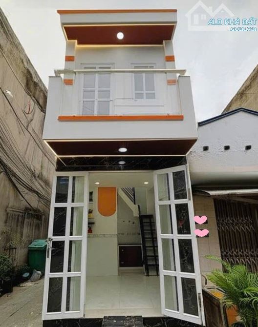 Bán nhà HXH Chiến Lược, gần Hương Lộ 2, Bình Trị Đông, 2 tầng, chỉ hơn 1 tỷ