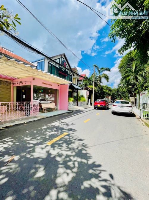 Bán Đất MT Ngô Quang Huy,Thảo Điền DT:214m2(7,5mx29m) CTXD Hầm 6 Tầng-Giá 75 Tỷ TL