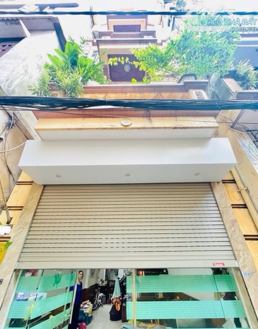 BÁN GẤP NHÀ PHỐ NGUYỄN KHANG - 50M2, 5 TẦNG, NỞ HẬU, CÁCH PHỐ ĐÚNG 30M GIÁ CHỈ 9.9 TỶ
