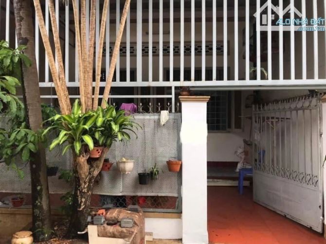 Bán nhà gác lửng 110m2 Tân Phú Trung giá 740 triệu sổ hồng riêng