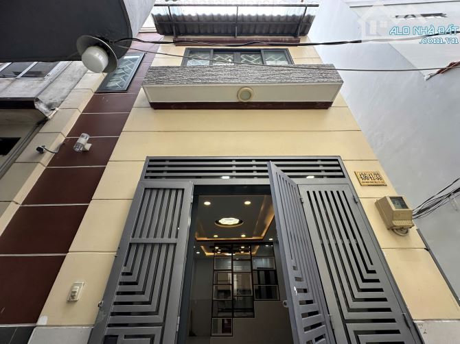 🏡 Nhà Căn Góc 2MT Hẻm CMT8 – P.11, Q.3 – 6,75 Tỷ TL