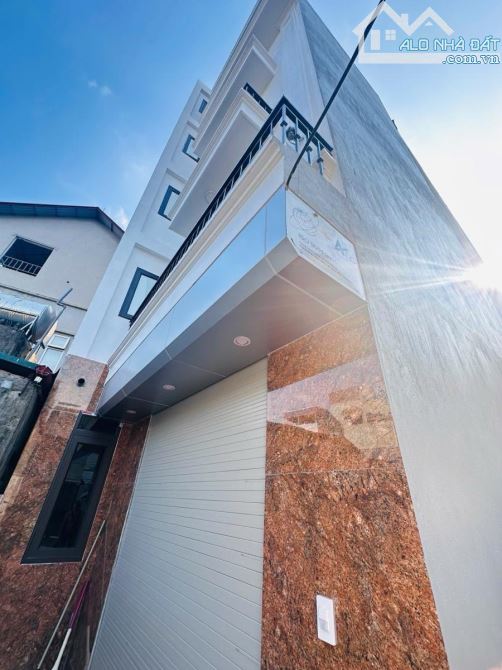 Nhà mới xây ở Do Nha, Tây Mỗ, 40m2, 5 tầng, 3PN rộng thoáng, ở ngay