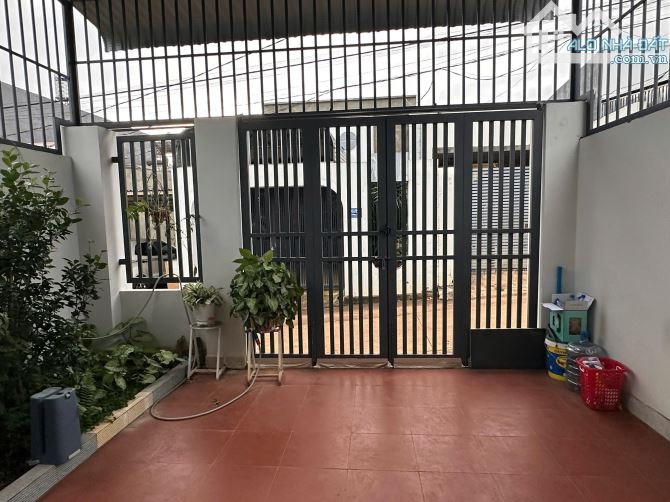 Nhà c4 3pn cuối ymoan rẽ trái - 2.250
