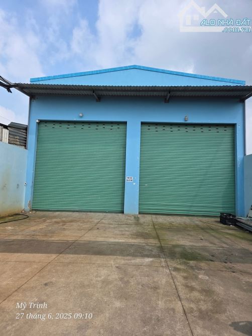 Cần Bán Kho Mặt Tiền Đường Hoàng Ngân 200m2 - 23 tỷ