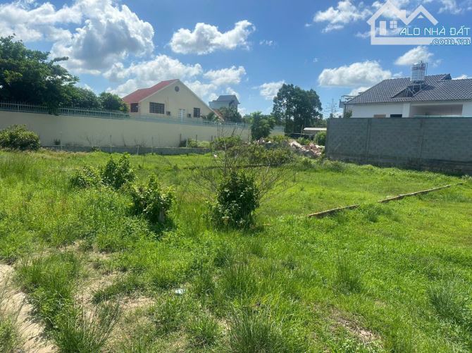 🌟 BÁN ĐẤT NGỘP – THỊ TRẤN CỦ CHI, TP. HCM 🌟 GIÁ 530 TRIỆU
