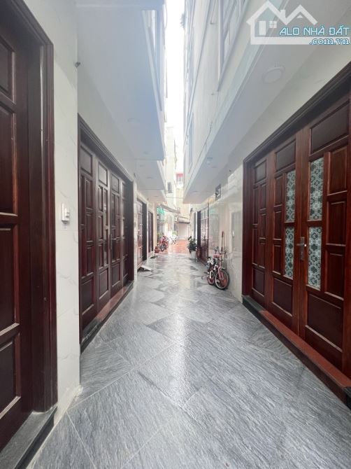 Rẻ nhất Long Biên , Nhà mới Phúc Lợi 4x tỷ , mặt tiền lớn , ngõ rộng thoáng sáng