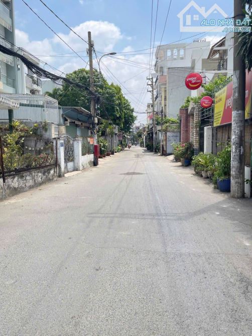 LÔ GÓC 3 MẶT TIỀN HẺM XE TẢI THÔNG - KINH DOANH TỐT - PHẠM VĂN CHIÊU - P 9 - GIÁ 9.8 TỶ
