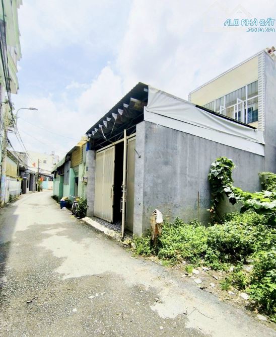 🏡 NHÀ PHỐ 97M² – 3 TẦNG – Ô TÔ NGỦ TRONG NHÀ – TĂNG NHƠN PHÚ B