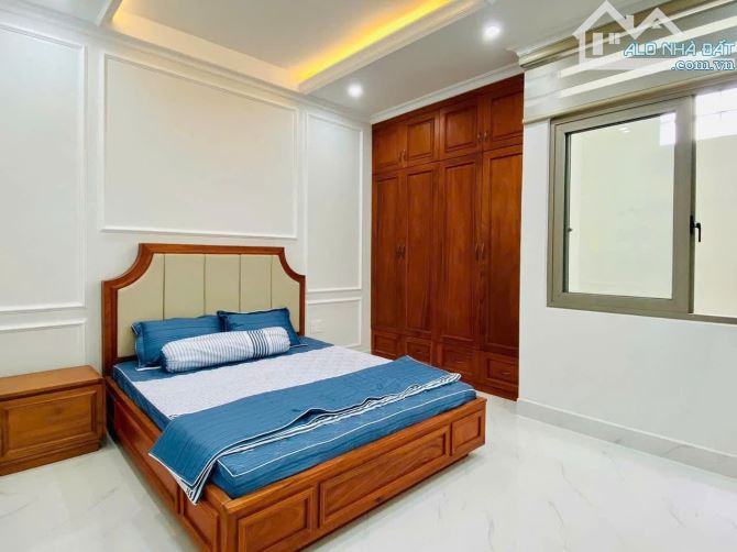 Nhà Đẹp Khu Nguyễn Hoàng 10x20, Hầm 3 Lầu Chủ Thiện Chí Bán