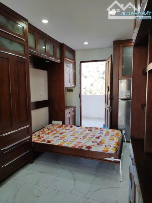 Bán căn 1 Phòng CC Thủy Tiên mặt tiền Trần Phú Vũng Tàu  view biển 50m2 , Giá 2.250 tỷ