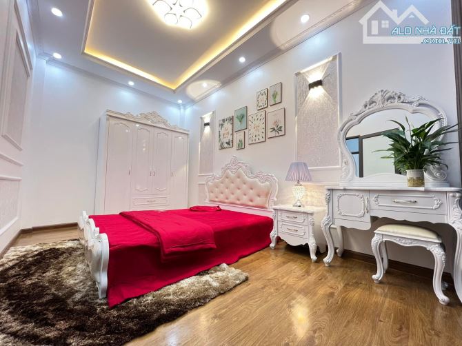 MẶT PHỐ XUÂN ĐỈNH – LÔ GÓC DUY NHẤT – 100M² – 5 TẦNG – GIÁ 30 TỶ