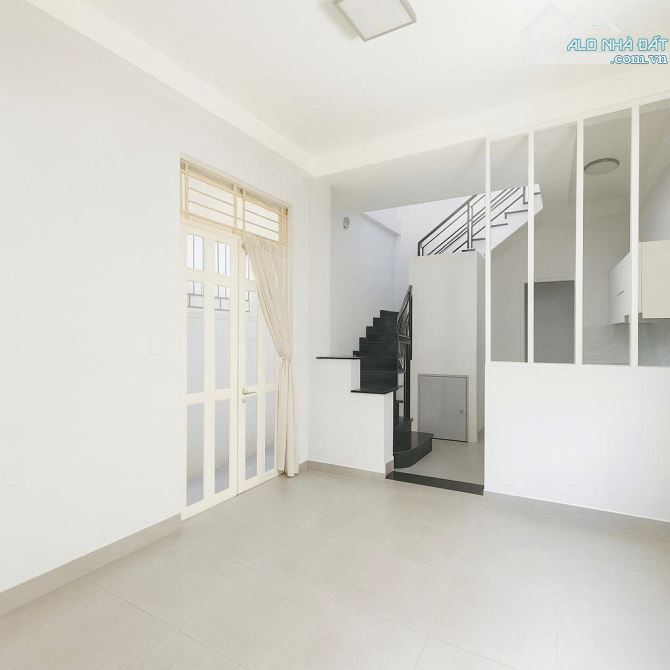 Bán nhà hẻm xe tải, 64m2, nở hậu, có phòng ngủ dưới trệt, Quang Trung Gò Vấp, 5 tỷ hơn