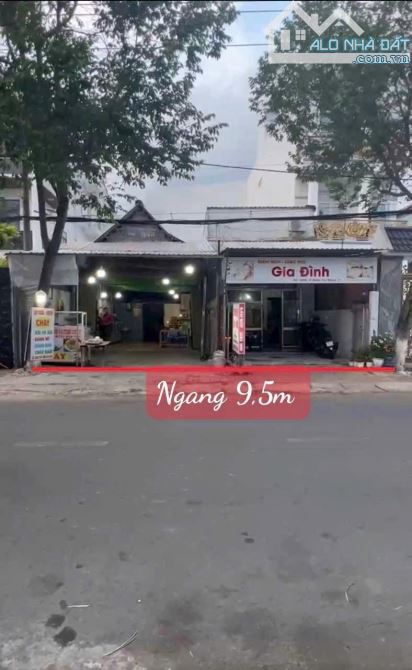 Bán nền mặt tiền đường Lê Bình Dt 241m2 Ngang 9.5m giá 9 tỷ