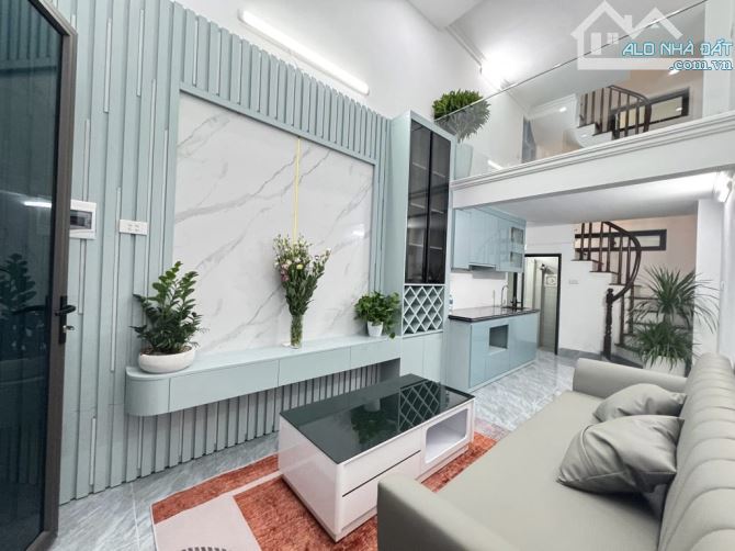 🌟 NGUYỄN ĐÌNH CHIỂU – HẺM XE HƠI  – 22M2 – 2 TẦNG 2 PHÒNG NGỦ