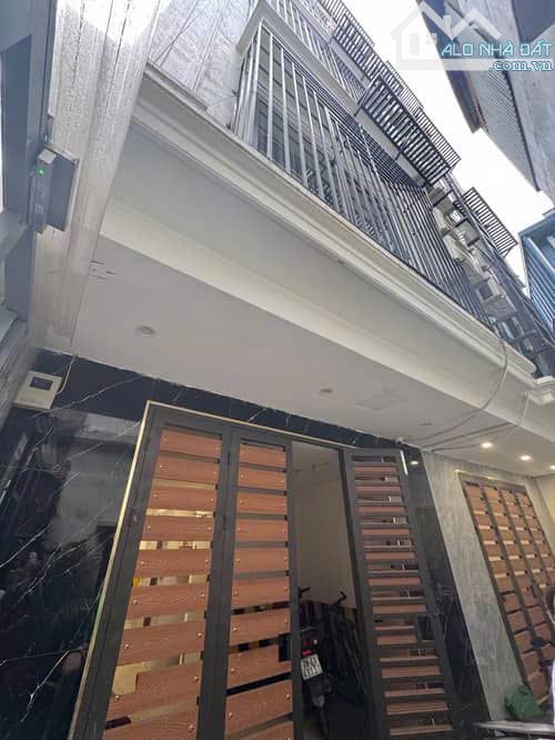 SIÊU HIẾM THÀNH CÔNG, TÒA CCMN 10 PHÒNG, CHO THUÊ FULL 700TR/NĂM, 58M2, MT 4.2M, 13.6 TỶ