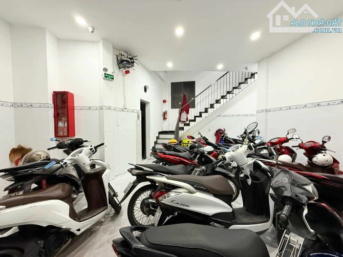 CHDV ĐIỆN BIÊN PHỦ 103m2 TẠO DÒNG TIỀN GẦN 80TR/THÁNG - 11.6 TỶ