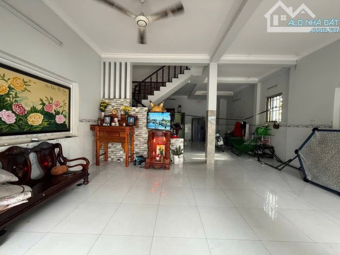 NHÀ MT Ở NGAY, ( 7 x 12 ), ĐƯỜNG 15M, DÂN TRÍ, 3 ĐỒNG TL NGAY