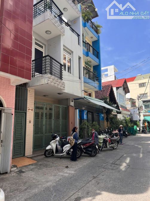 BÁN NHÀ 4 TẦNG, HXH – NGUYỄN TRÃI – TRUNG TÂM Q.1, GIÁ 18,2 TỶ