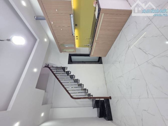 Bán căn nhà phố Khương thượng tt đống đa fun nội thất đẹp thoáng sáng nhà đẹp ở ngay