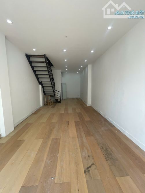 SHOPHOUSE - PHÚC LỢI, KINH DOANH, VỊ TRÍ ĐẸP, 40/78M2, MT: 3.2M, GIÁ 3.45 TỶ