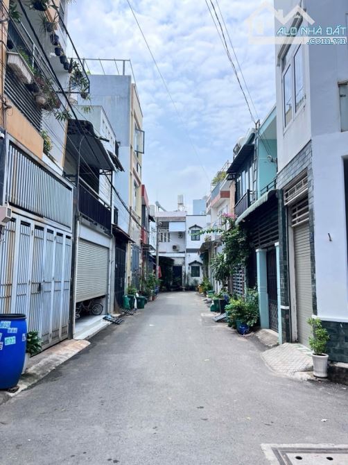 Bán nhà Trệt Lầu, khu phân lô, hẻm xe hơi tới nhà, Tăng Nhơn Phú A, Quận 9