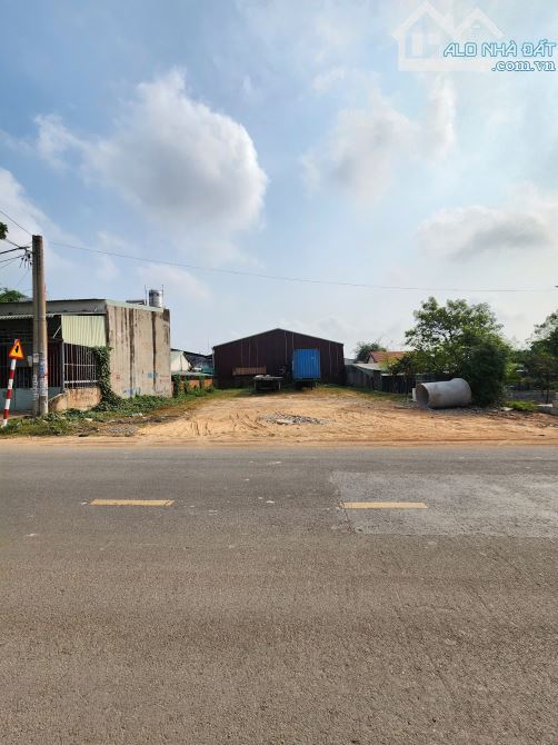 Bán 3 lô đất MT đường Nguyễn Thị Tươi, p.Tân Bình, Tp.Dĩ An chỉ 20tyy TL M7445