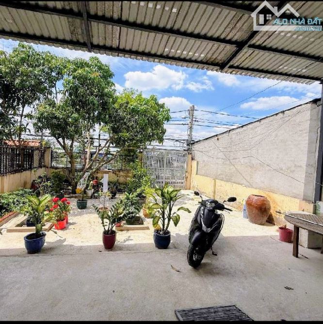 Mặt Tiền Sát Trịnh Quang Nghị Q8 Ngang 8,5m Hậu 13m DTCN 322m2 CHỦ GẤP BÁN Chỉ 8,99 Tỷ TL
