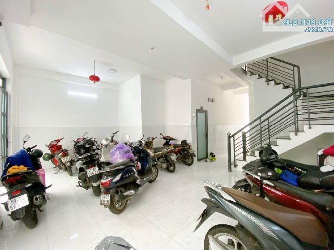 SÁT SÂN BAY - TÂN BÌNH - CHDV CHÍNH CHỦ TỰ XÂY - 12.8 tỉ - 142M2 - NGANG 8M