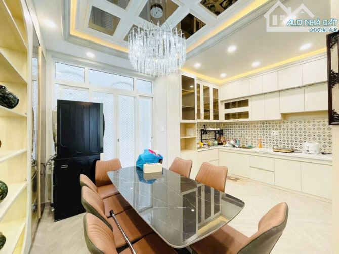 Bán biệt thự mini nội thất cao cấp hẻm Huỳnh Tấn Phát Quận 7 – gần Phú Mỹ Hưng
