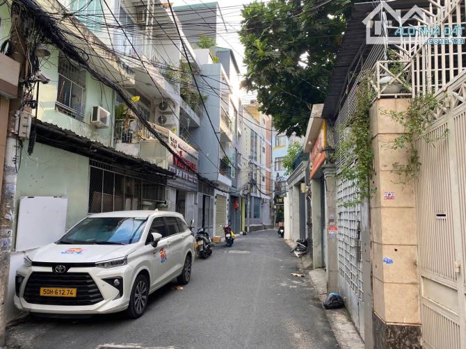 Bán nhà hẻm xe hơi 14/35 Đào Duy Anh, Q.Phú Nhuận, 4,2 x 19,4m, Trệt + lửng + 2 lầu + ST
