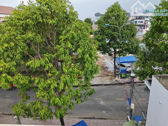 BIỆT THỰ MẶT TIỀN ĐƯỜNG NGUYỄN THÀNH PHƯƠNG - P.TRẤN BIÊN