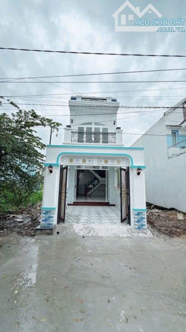 Nhà Xây Mới, Đường Ô Tô Sổ hồng riêng, 90m2 ngay Tân Kim, Cần Giuộc