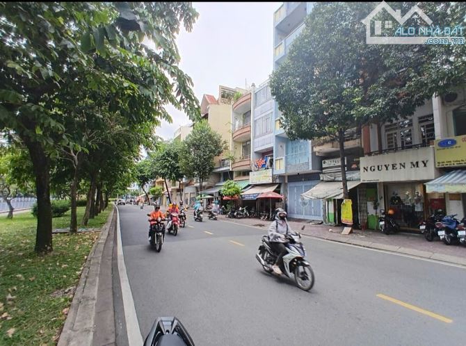 Quận 2(Bán nhà 2 tầng 167m2) giá chỉ 7,5 tỷ