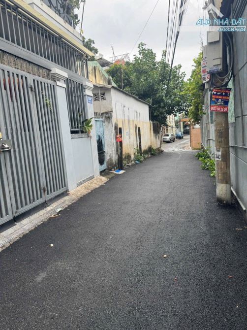 🏡🏡🏡Bán Đất Tặng Nhà 1 Trệt 1 Lầu Hẻm Oto Bình Giã 70M2 (4.2x16.7) - Giá: 5.5Tỷ