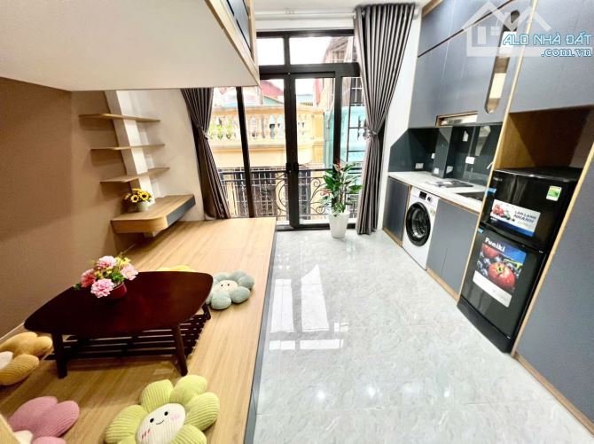 (Cực hiếm) Căn hộ Duplex 28m2 ngõ 147 Vũ Tông Phan - Máy giặt riêng - Cách phố 30m - Nhận