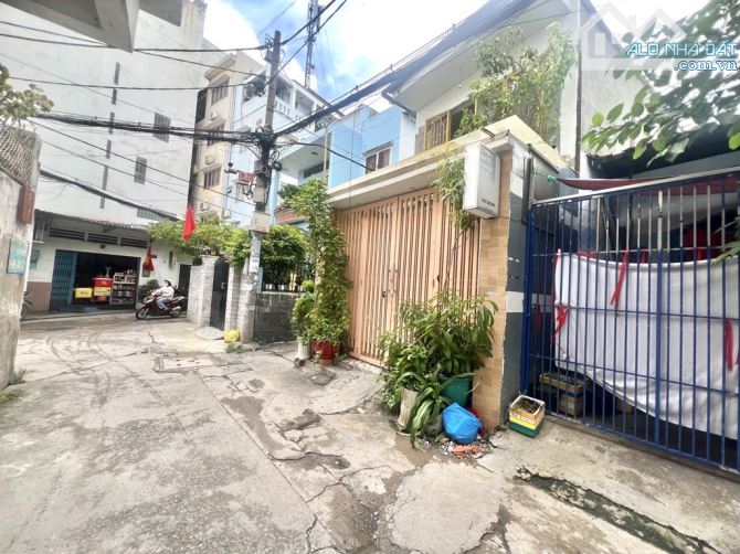 HẺM XE HƠI GẦN CHỢ BÀ CHIỂU - 2 TẦNG 45m2 - 4,9 TỶ