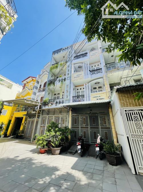 Nhà đẹp trung tâm Gò Vấp, xe hơi vô nhà, 4.6x16, 4 tầng, chỉ 6.9 tỷ
