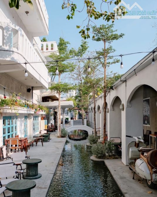 GẦN 1000m2 TẠI DƯƠNG QUẢNG HÀM, chờ nhà đầu tư đến khai thác. 18x45M NỞ HẬU, ĐANG KD CAFE