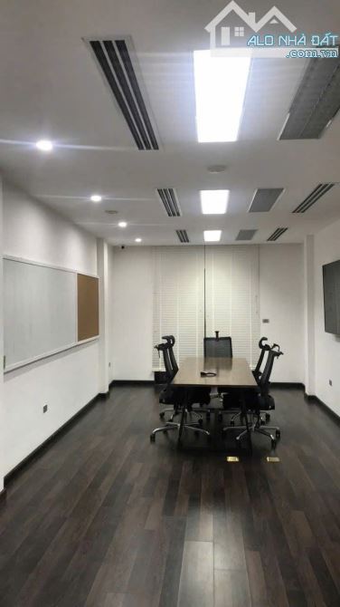 Bán nhà phố Đốc Ngữ, Ba Đình, Phân lô Ô tô tránh, 2 mặt thoáng, Ngõ thông, DT 50m, 15 Tỷ