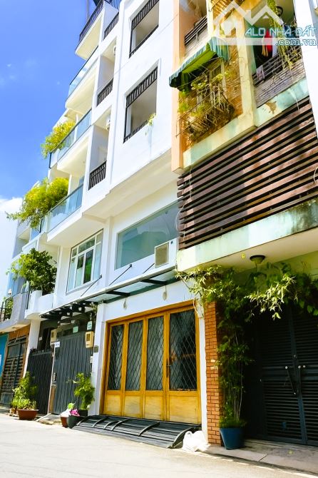 6 TẦNG DÒNG TIỀN 240 TRIỆU, KHU VIP PHAN XÍCH LONG, PHAN ĐÌNH PHÙNG, NGÃ TƯ PHÚ NHUẬN.