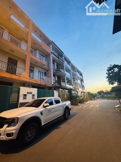 ✌️ MẶT PHỐ PHÂN LÔ DÂN TRÍ – NHÀ 4 TẦNG 8x16 – DÒNG TIỀN 40 TRIỆU/THÁNG – GIÁ 16 TỶ 🍀