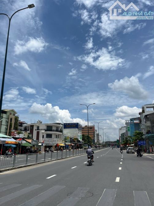 Bán nhà mặt tiền Dương Quảng Hàm, Gò Vấp 16 Tỷ - 10