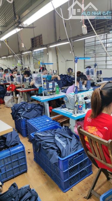 CG BÁN XƯỞNG MẶT TIỀN ĐƯỜNG XE CONTAINER - XE TẢI THÔNG - THỚI TAM THÔN - HÓC MÔN - DT 1.0 - 11