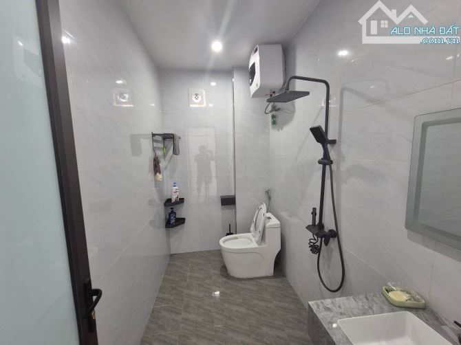 Bán siêu phẩm lô góc Nguyễn Trung Thành hơn 2 tỷ - 11