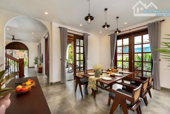 Bán villa 6 phòng ngủ trung tâm Hội An đang hoạt động tốt - 11