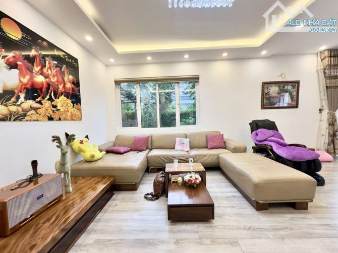 Bán liền kề biệt thự Văn Quán, 80m, 4 tầng, gara ô tô, 20 tỷ - 11