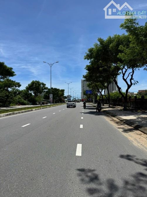 🔥BÁN ĐẤT GẦN FPT, LÀNG ĐẠI HỌC ĐÀ NẴNG, ĐƯỜNG 5.5, LỀ 3m, GIÁ CHỈ 3 tỷ x - 1